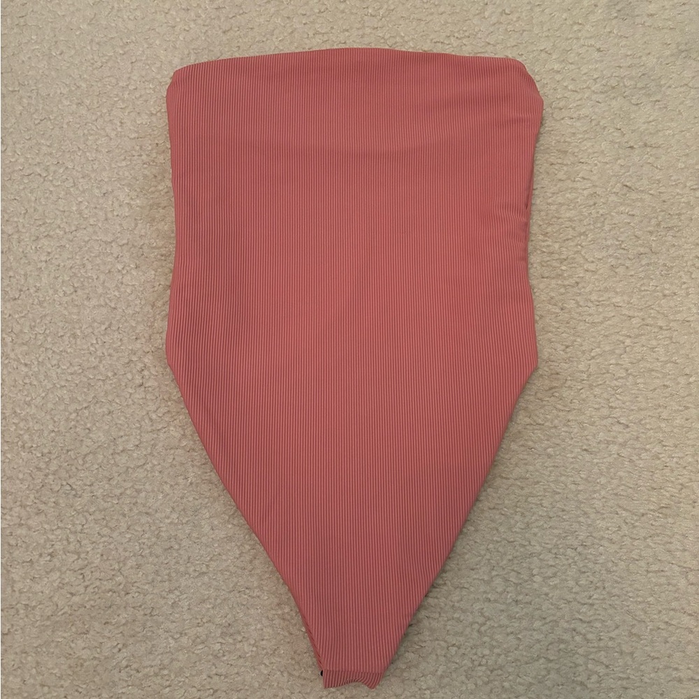 Skatie swimsuit NWT in the color pink - Picture 4 of 7